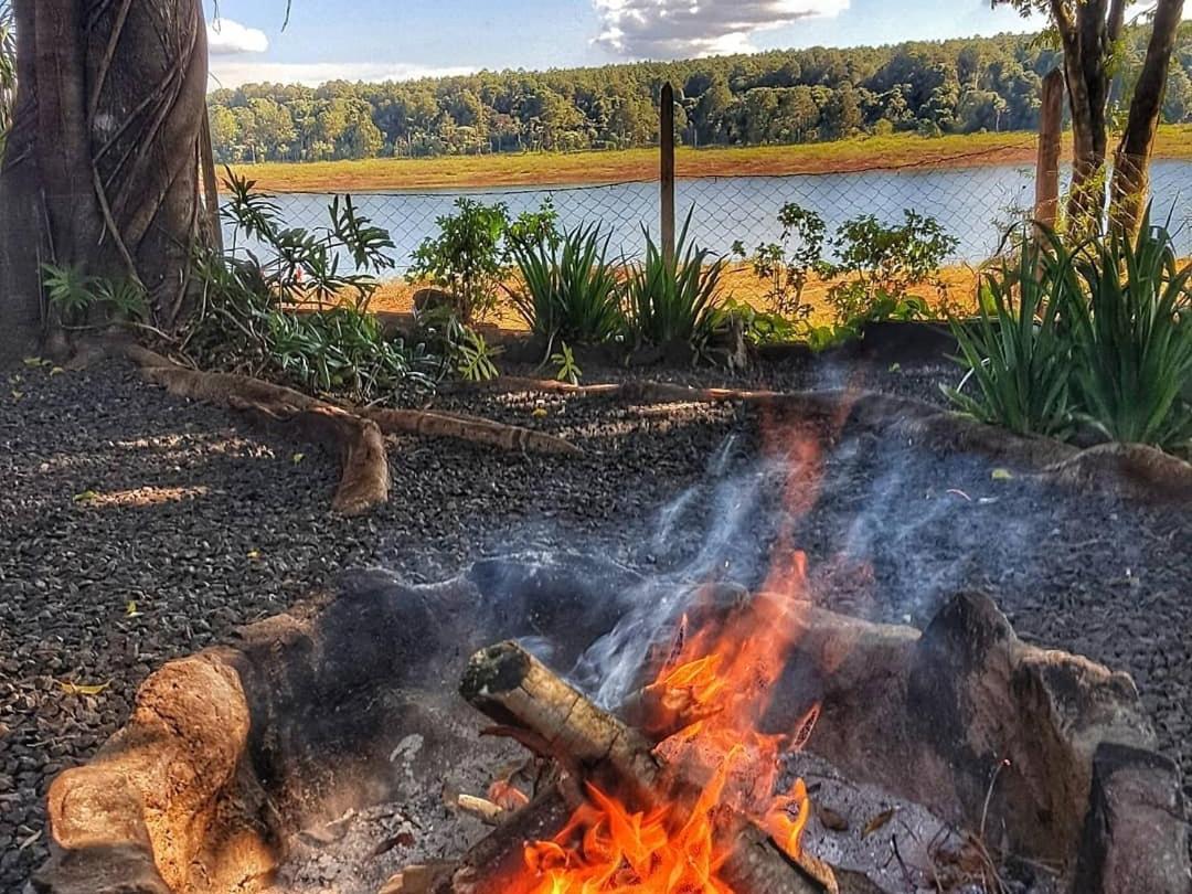 La Casa Del Lago Urugua-I Villa Puerto Iguazú Buitenkant foto