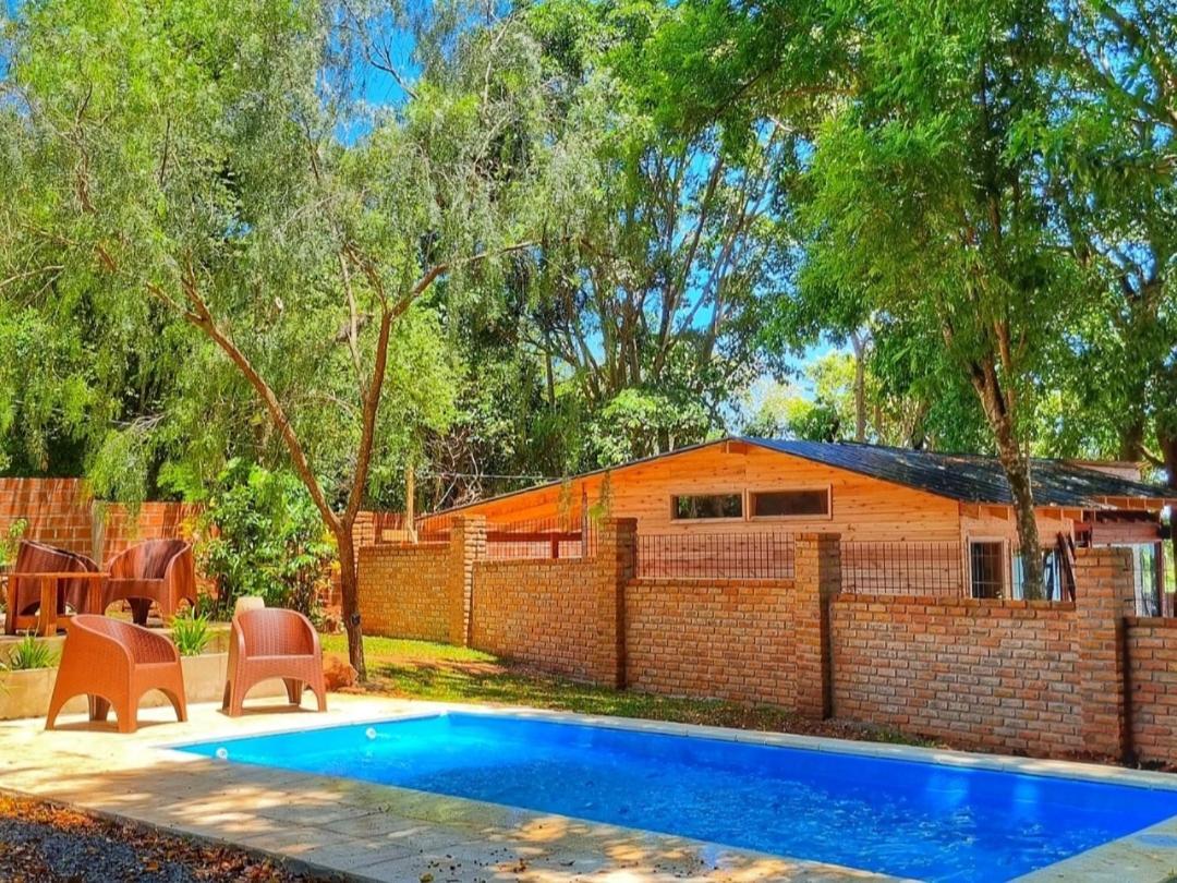 La Casa Del Lago Urugua-I Villa Puerto Iguazú Buitenkant foto