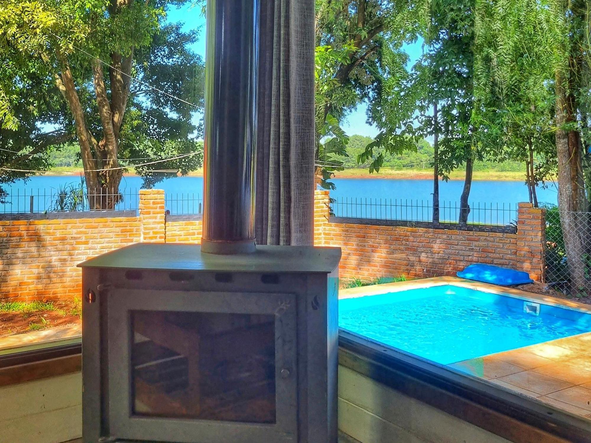 La Casa Del Lago Urugua-I Villa Puerto Iguazú Buitenkant foto