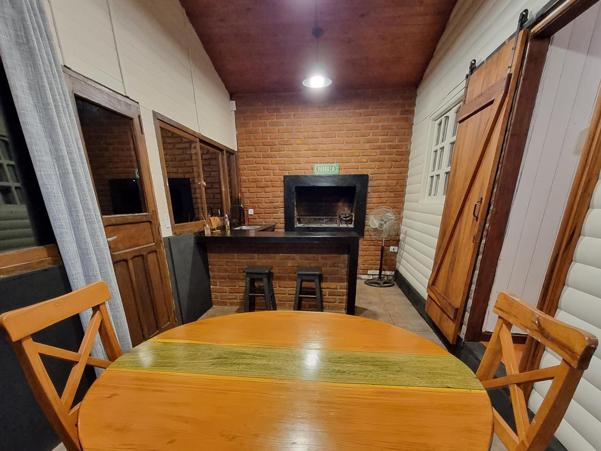La Casa Del Lago Urugua-I Villa Puerto Iguazú Buitenkant foto