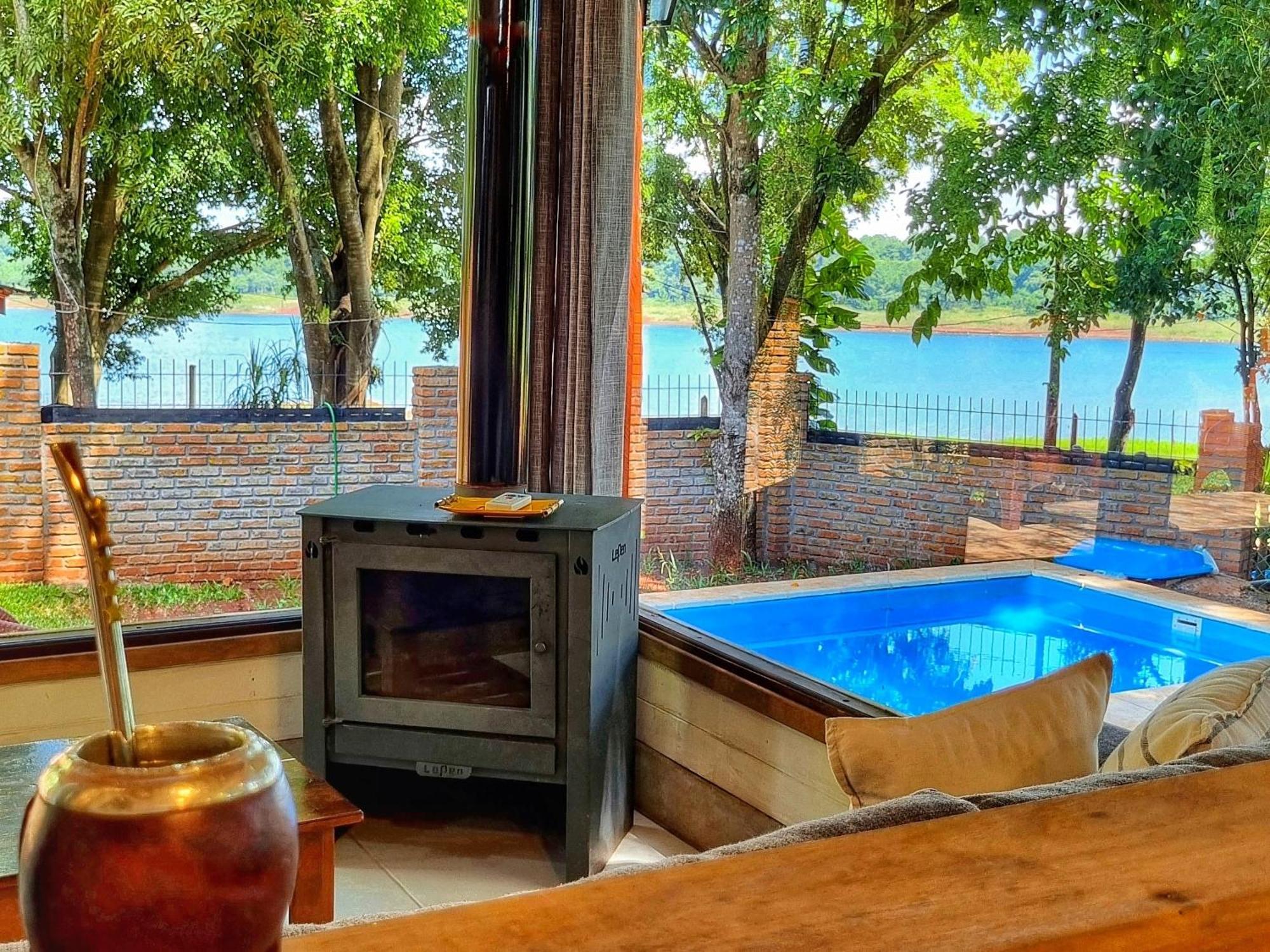 La Casa Del Lago Urugua-I Villa Puerto Iguazú Buitenkant foto