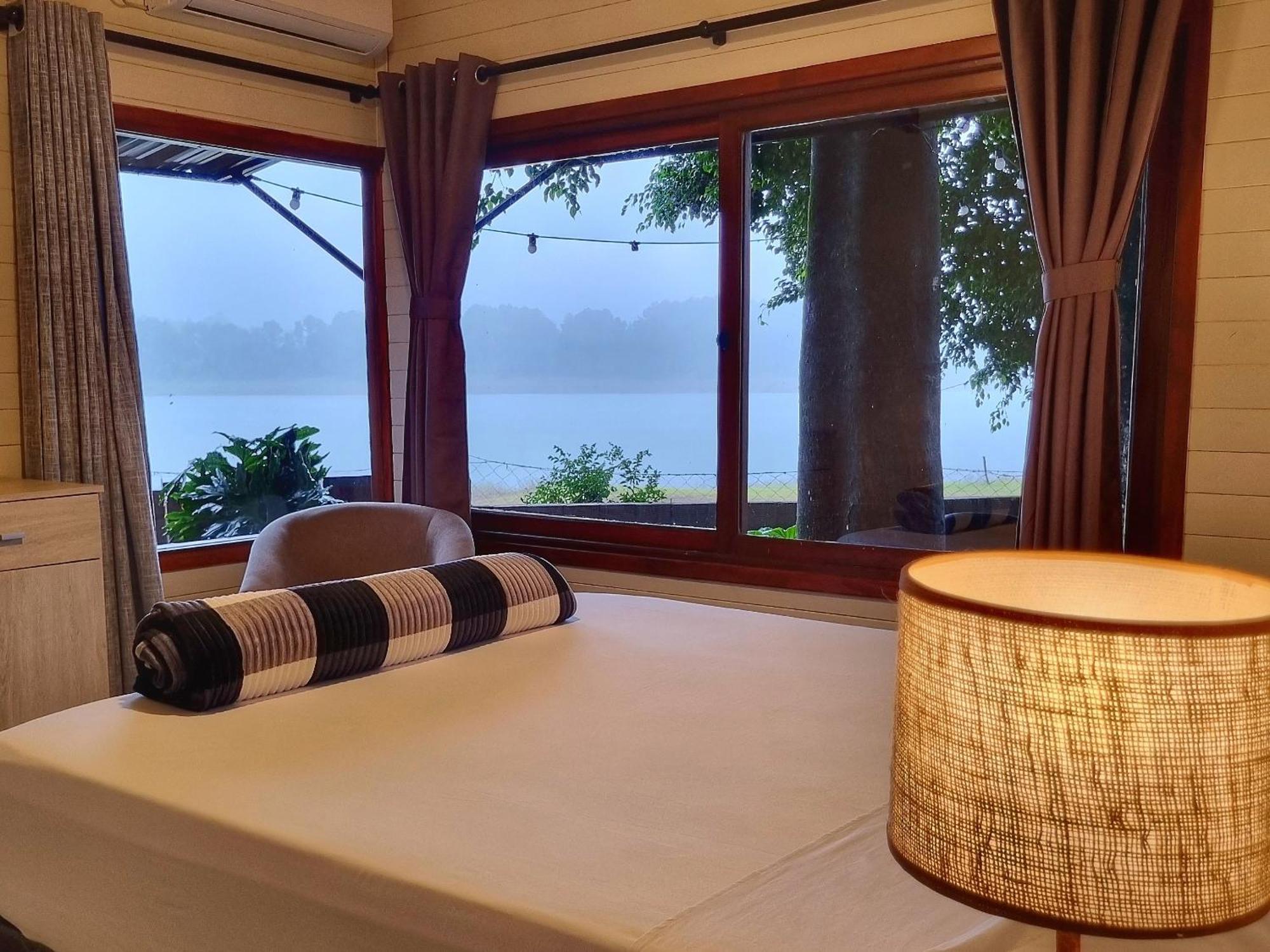 La Casa Del Lago Urugua-I Villa Puerto Iguazú Buitenkant foto
